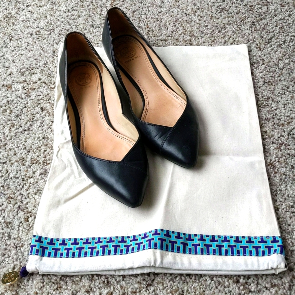 Tory Burch Black Pointed Toe Leather Flats